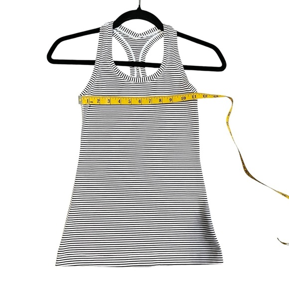 - Lululemon Cool Racerback II Size 2 - Picture 4 of 6